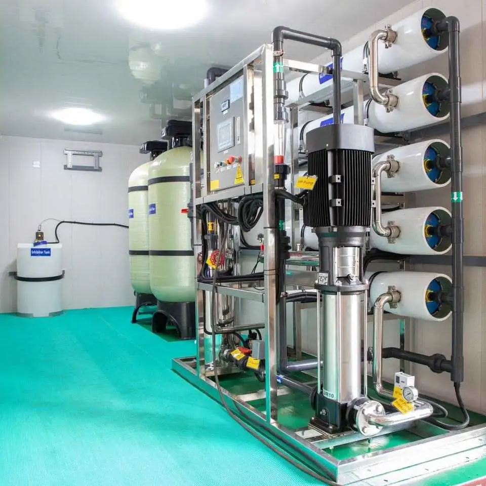 Usine industrielle d'osmose inverse - Purificateur d'eau par osmose inverse - 500 lph - Sortie d'usine